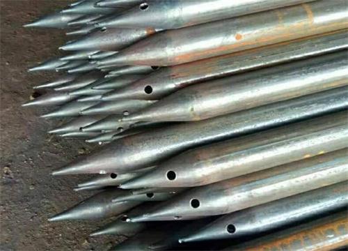 察哈尔右翼后隧道钢花管现货